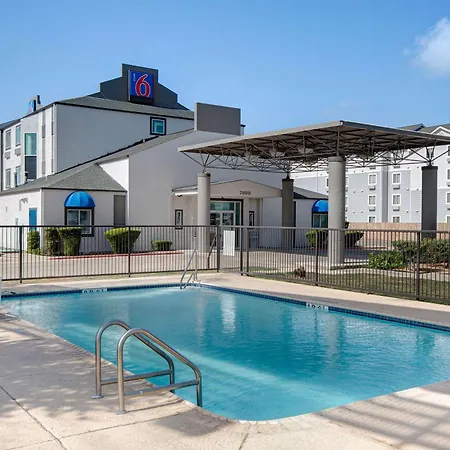 Motel 6-San Antonio, Tx - South